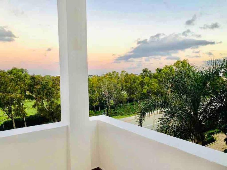 Luxury 3 Bedroom Panoramic Views In Hotspot With Fibre Optic Wifi And Netflix Tangier Exterior photo